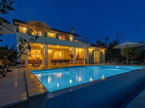 Villa Beachfront With 4 Bedrooms and 3 5 Bathrooms