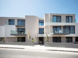 Noemie Luxury Suites