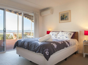 Sandy Bay Sensation