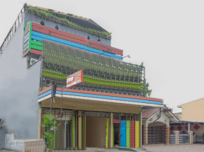 OYO 789 Pelangi Guest House