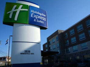 Holiday Inn Express & Suites Pittsburgh - Monroeville