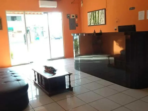 Hotel La Avenida