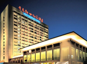 New Century Pujiang Hotel