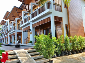 Lanta Miami Resort