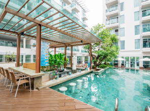 Курортный отель Fishermen's Harbour Urban Resort