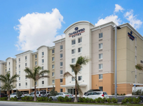 Candlewood Suites Miami Intl Airport-36th St by IHG