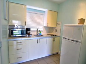 Hollywood Beachside Boutique Suites