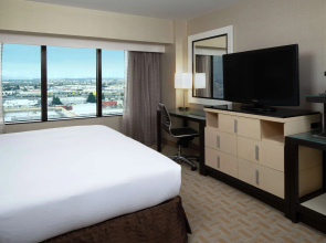 Hilton Los Angeles Airport