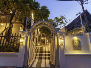 V Maison Boutique Hotel