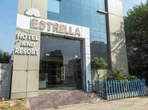 B&B Estrella Hotel And Resort