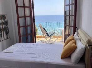 kaloutsikos sea view house