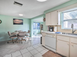 Cozy Holiday Home w/ Yard ~ 5 Mi to Beach!