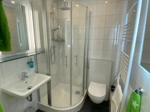 Apartment mit Sonnenbalkon und NETFLIX im Zentrum