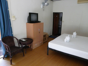 Blu' Beach Bungalows