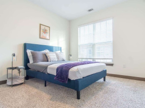 Boulevard Stays - Hurstbourne
