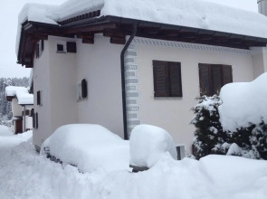 Casa Nolens, Via Sura 4