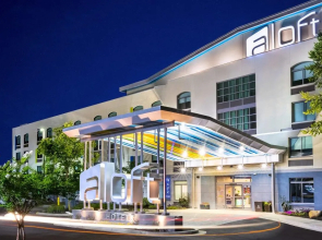 Aloft Columbia Harbison