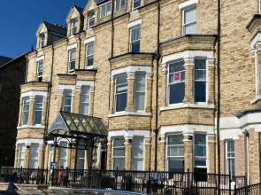 Apartment 8 The Landings