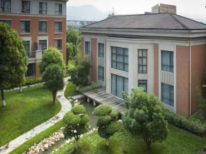 Jinglun Hotel