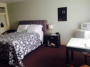 Skaneateles Inn on 20