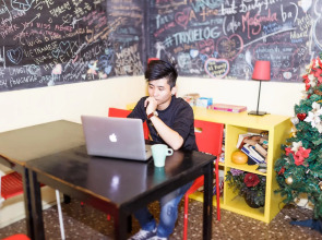 The Hive Singapore Hostel