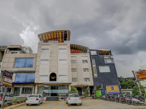 Townhouse OAK Hotel Silvotel