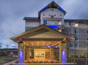 Holiday Inn Express And Suites Seattle South Tukwila