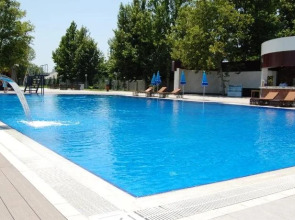 Agsaray Deluxe Hotel