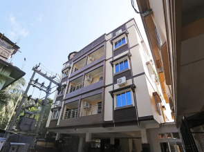 OYO 12447 Flagship Uzan Bazar