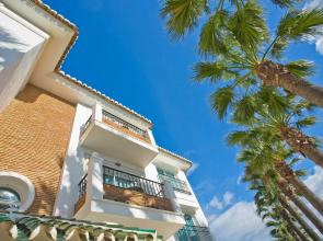 Oceano Beach Club