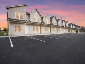 A Taste of Luxe Upscale Condo Near Nashville and Ft Campbell