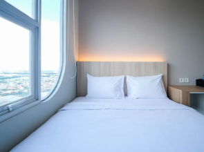 New And Modern Studio At The City Square Apartment