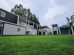 Galaxy Homestay (Muslim)