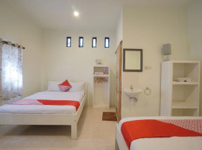 Cajoma Guest House by OYO Rooms