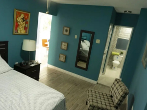 The Oasis on Waterloo