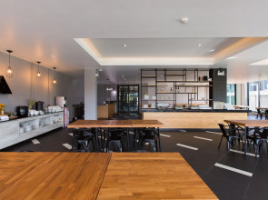 Nai Yang Beach Hotel