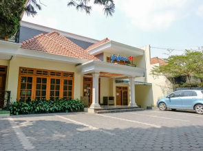 Oyo 1937 Jakarta 32 Family Homestay