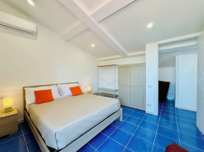 YourHome - La Famiglia Apartment