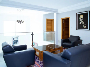 Villa Somone Pied Dans L'eau