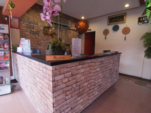Ar-Raudhah Service Apartments