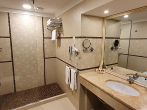 Отель Grand Mir