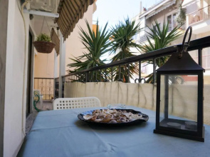 Peaceful & Styled Flat, 2 BDRMS, WiFi, Smart TV