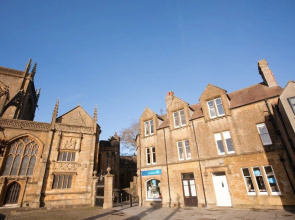 Abbey Court