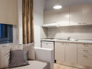 Kallisti Studios & Apartments