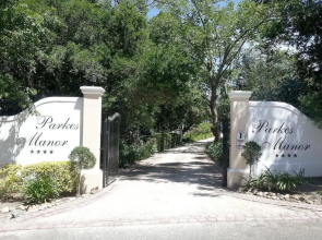 Parkes Manor
