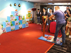 La Perle International Hotel - Free shuttle between hotel and Exhibition Center during Canton Fair & Exhibitor registration Counter