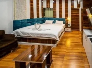 Manas Ac Rooms