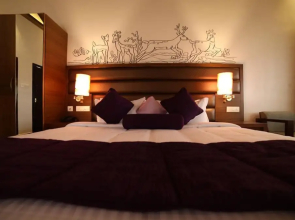 Contour Island Resort and Spa