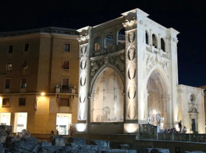 Central Plaza