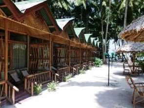 Holiday Inn Beach Resort